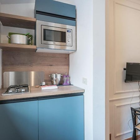 Joivy Trevi Fountain'S Relais Apartment Rome Bagian luar foto