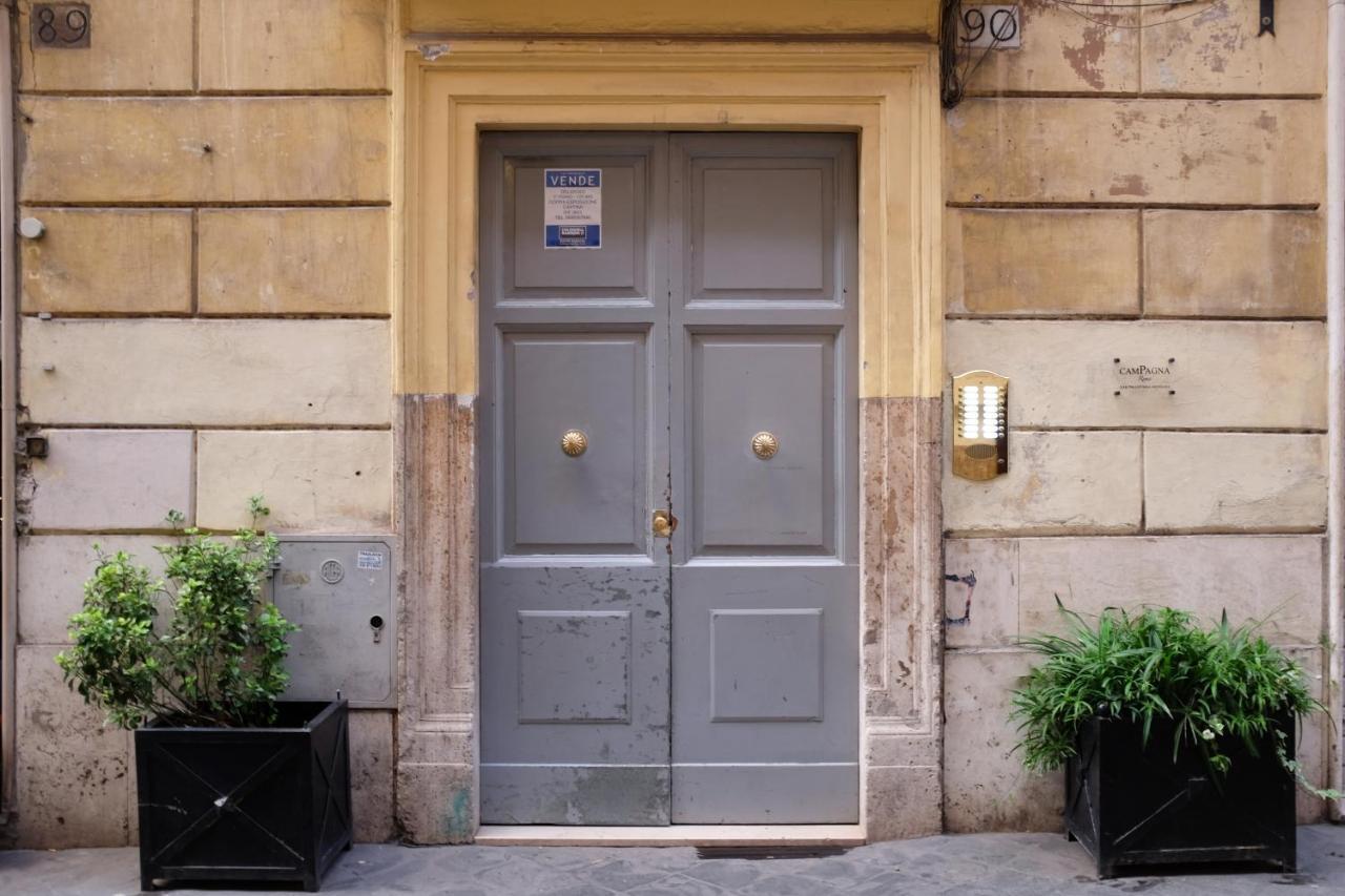 Joivy Trevi Fountain'S Relais Apartment Rome Bagian luar foto