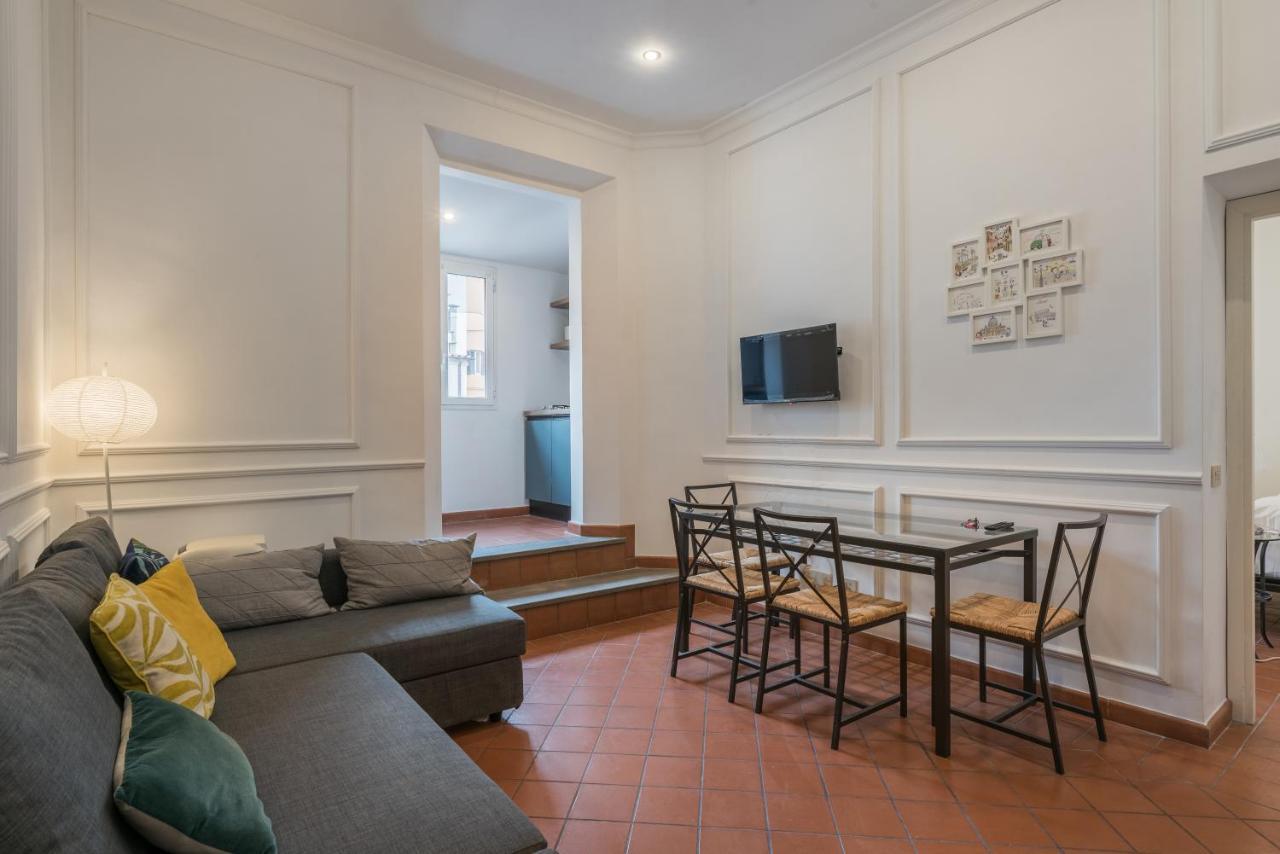 Joivy Trevi Fountain'S Relais Apartment Rome Bagian luar foto