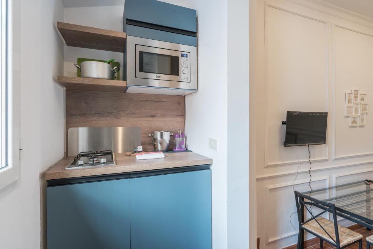 Joivy Trevi Fountain'S Relais Apartment Rome Bagian luar foto