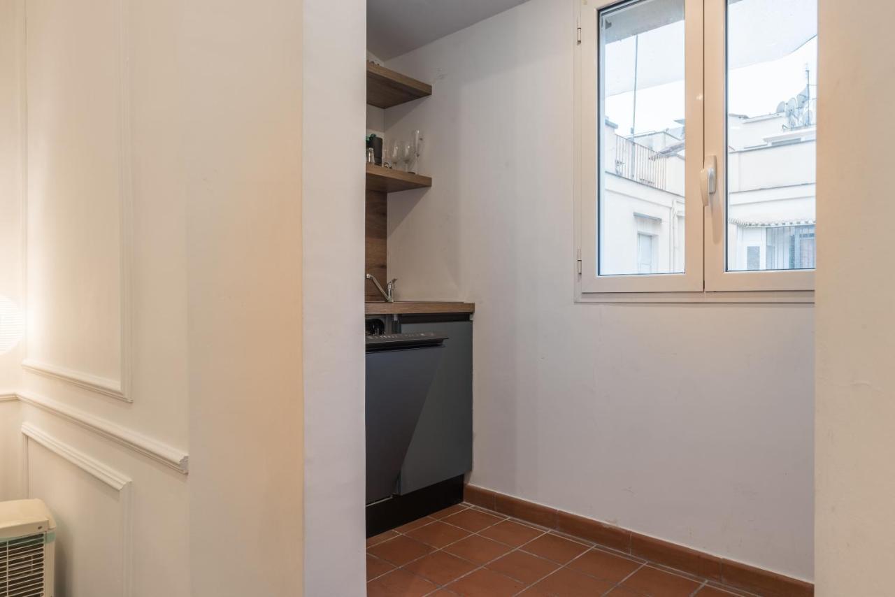 Joivy Trevi Fountain'S Relais Apartment Rome Bagian luar foto
